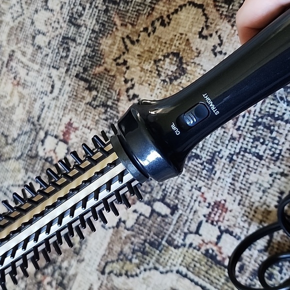 Berta 2 way curl/straight curling iron with swivel cord! - Picture 4 of 5